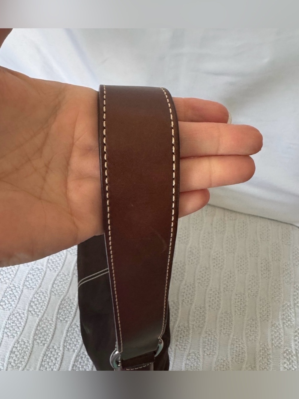 Dooney & Bourke Wayfarer Nylon Hobo handbag brown nylon tan leather trim - Picture 3 of 7